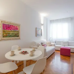 Bnbutler - Verona 12, Porta Romana District , Milán Italia